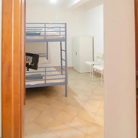 Fuoriporta Affitti Brevi - Inzani 8 Parma