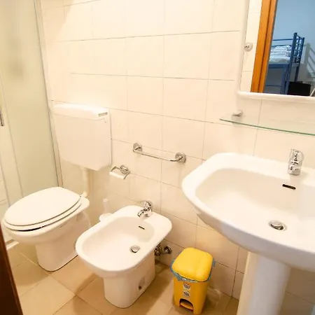 Fuoriporta Affitti Brevi - Inzani 8